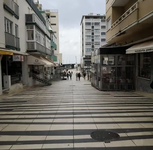 And Surf Lovers 公寓 *